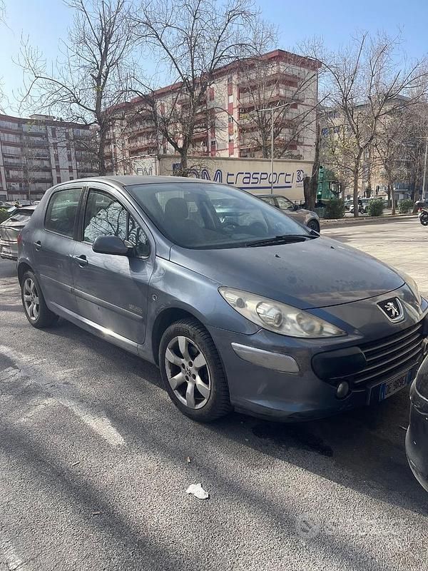 Usata Peugeot 307 110 CV (80 kW) 2006 Grigio Berlina