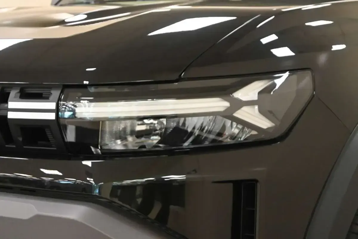 Nuova Dacia Duster 114 CV (83 kW) 2026 Nero