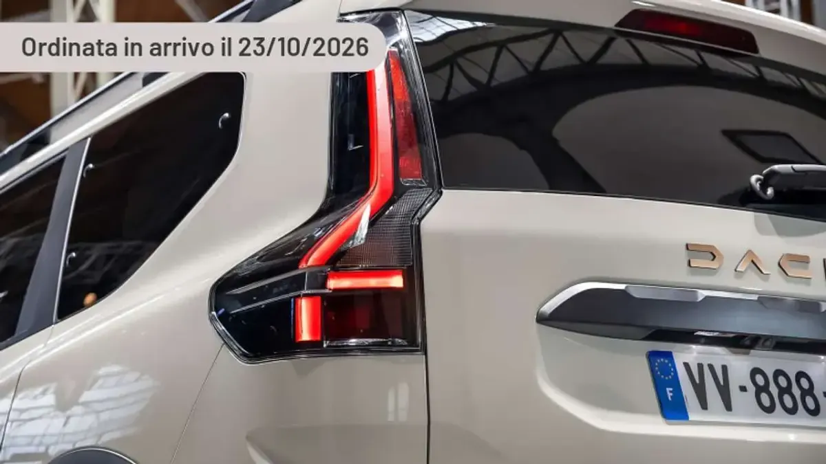 Nuova Dacia Jogger Essentiel 114 CV (83 kW) 2026 Argento Monovolume