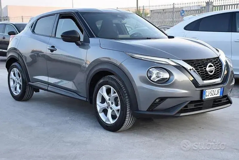 Usata Nissan Juke N-Connecta 114 CV (83 kW) 2022 Grigio SUV