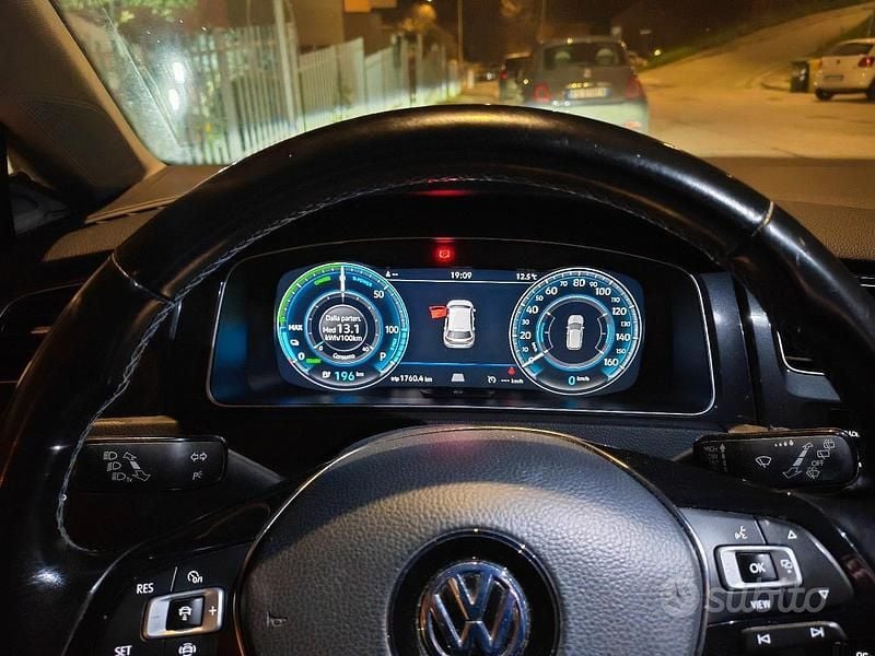 Usata VW e-Golf 100 kW (136 CV) 2020 Bianco Utilitaria