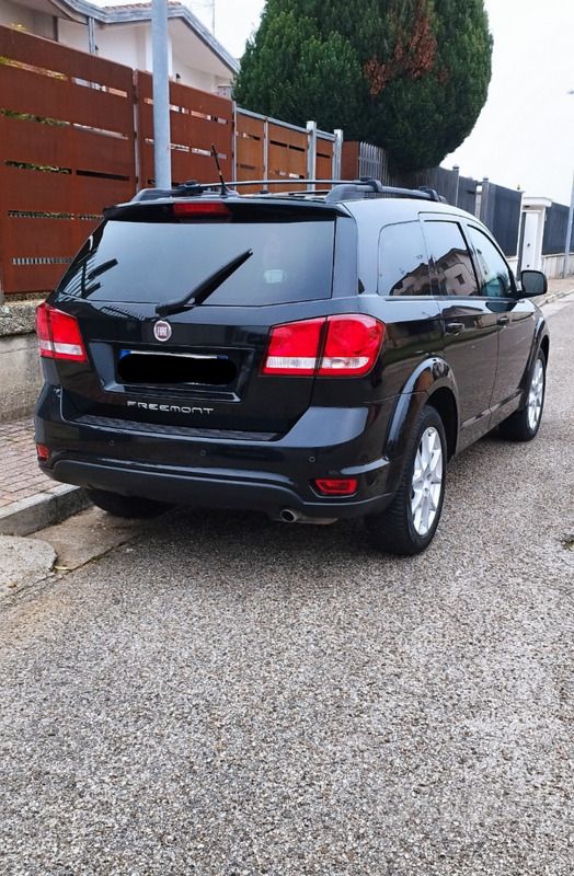 Usata Fiat Freemont 140 CV (102 kW) 2012 Nero SUV