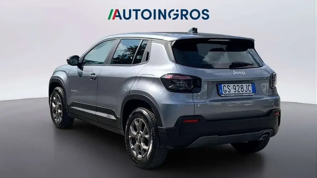 Usata Jeep Avenger Longitude 101 CV (74 kW) 2024 Grigio SUV