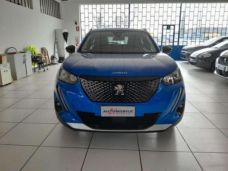 Usata Peugeot 2008 Allure 131 CV (96 kW) 2022 Blu/azzurro SUV
