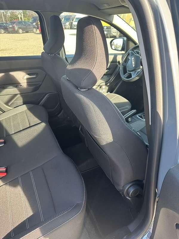 Usata Dacia Duster Expression 101 CV (74 kW) 2023 Grigio SUV