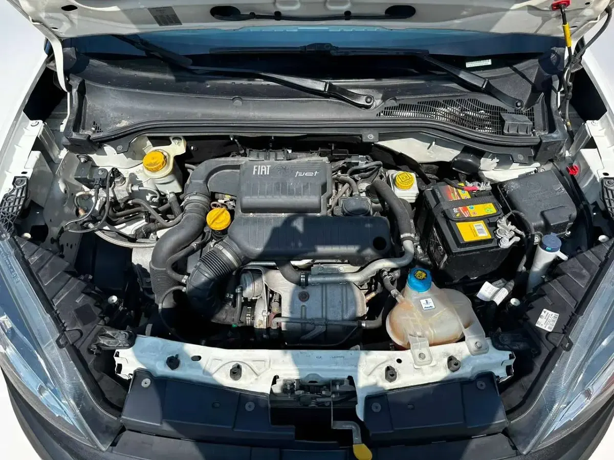 Usata Fiat Doblò 120 CV (88 kW) 2019 Bianco Monovolume