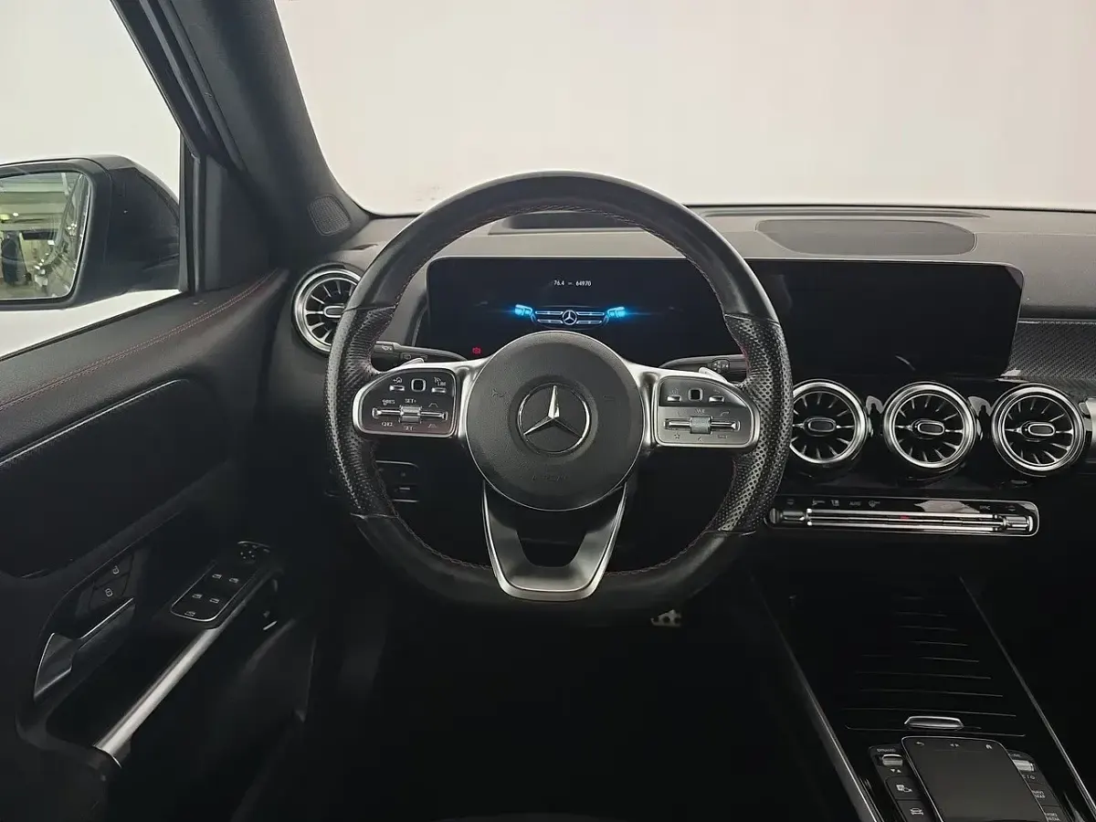 Usata Mercedes GLB200 Premium 150 CV (110 kW) 2022 Grigio SUV