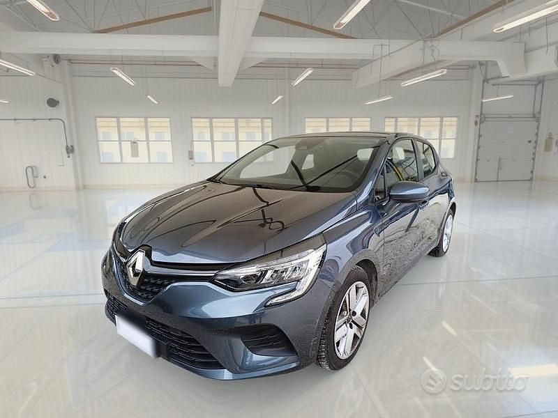 Usata Renault Clio V Business 91 CV (66 kW) 2021 Grigio Berlina