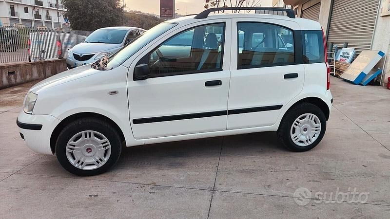 Usata Fiat Panda Dynamic 60 CV (44 kW) 2009 Bianco Utilitaria