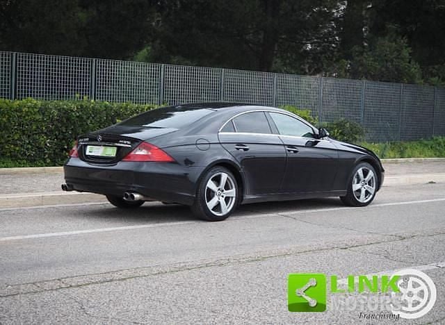 Usata Mercedes CLS350 AMG 272 CV (200 kW) 2005 Nero Berlina