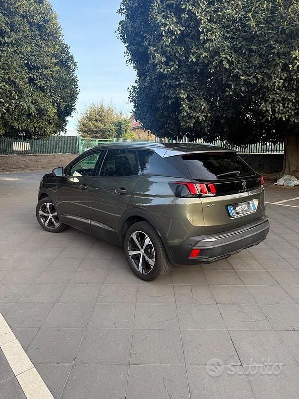 Usata Peugeot 3008 Allure 130 CV (95 kW) 2020 Grigio SUV