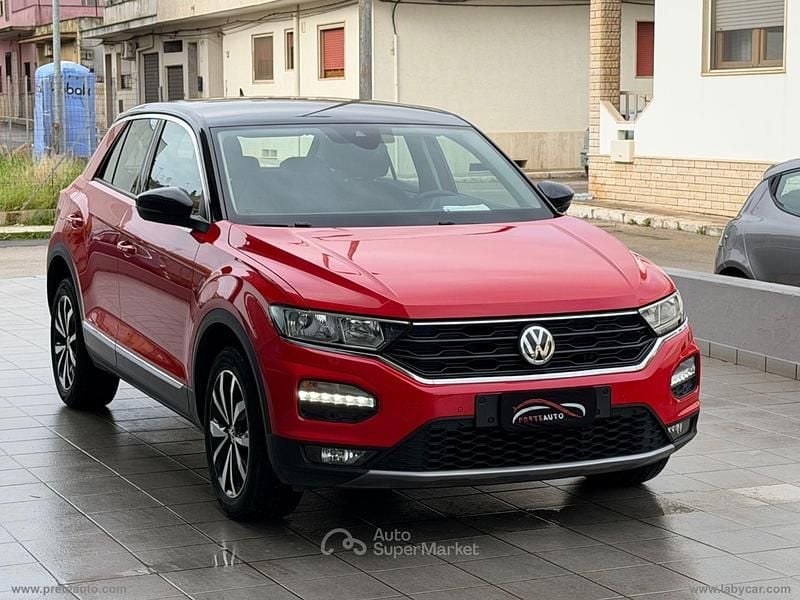 Usata VW T-Roc Business 116 CV (85 kW) 2020 Rosso SUV