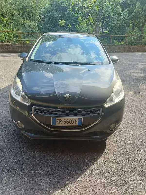 Usata Peugeot 208 Allure 82 CV (60 kW) 2013 Utilitaria