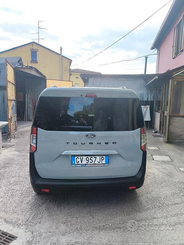 Usata Ford Tourneo 2024 Monovolume