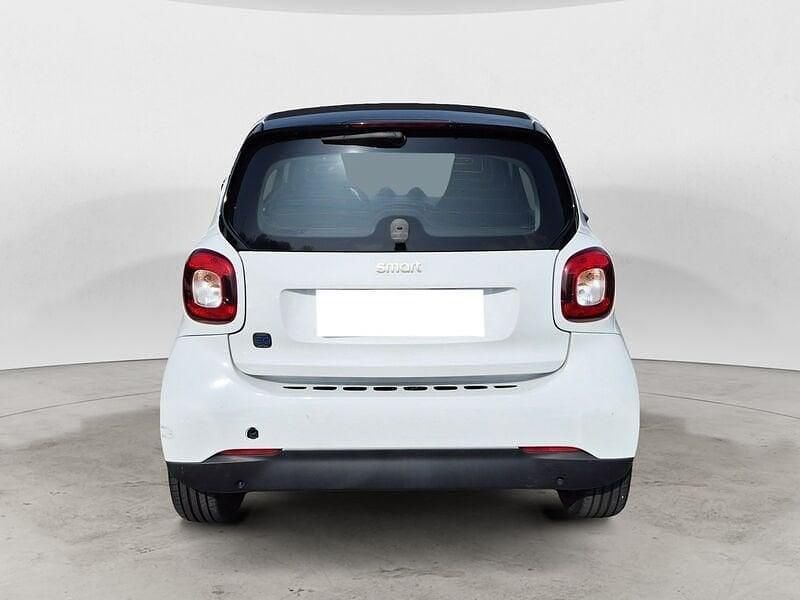 Usata Smart ForTwo Coupé Pure 60 kW (82 CV) 2021 Bianco Utilitaria