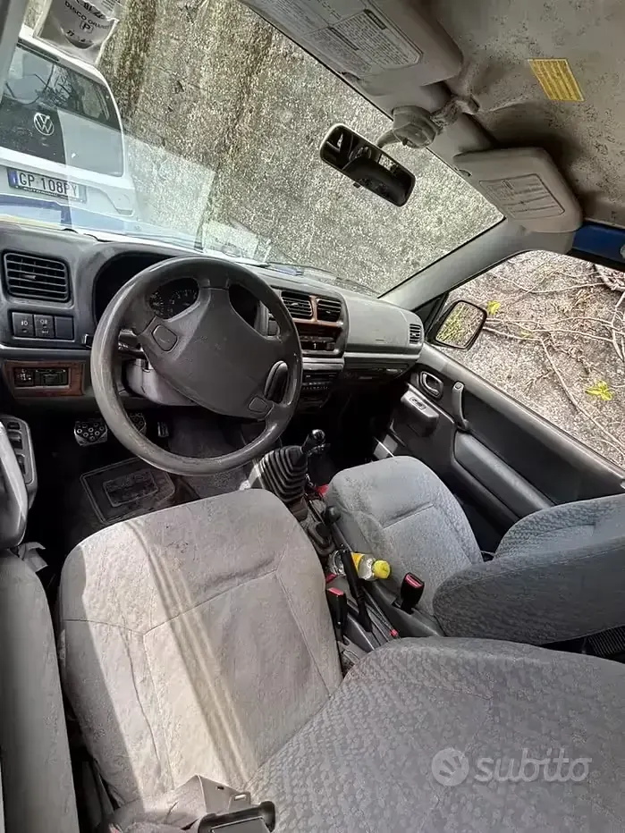 Usata Suzuki Jimny 85 CV (62 kW) 2004 Bluazzurro SUV