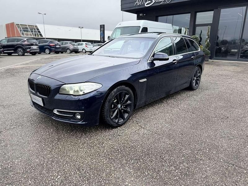 Usata BMW 525 218 CV (160 kW) 2014 Blu/azzurro Station wagon