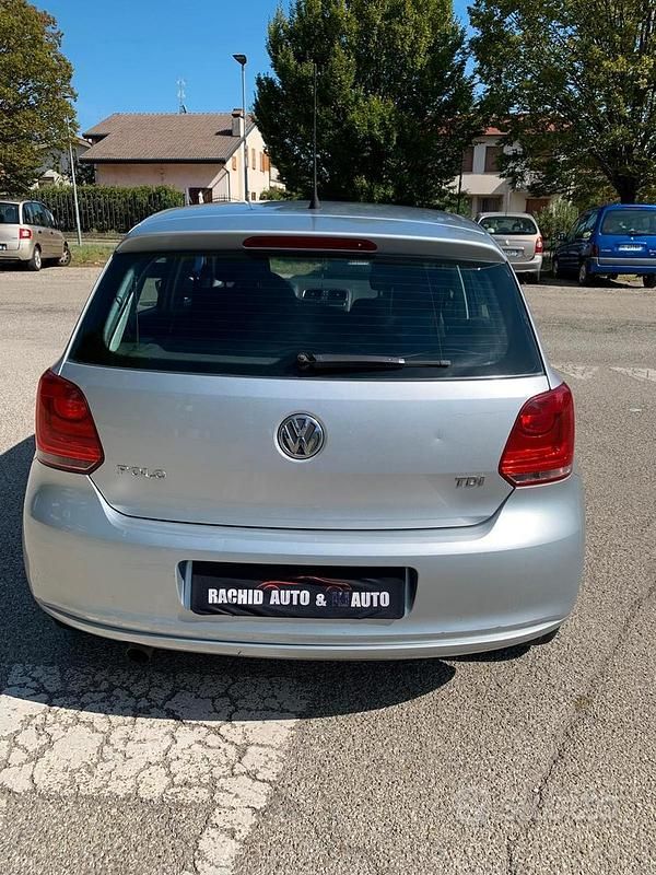 Usata VW Polo 90 CV (66 kW) 2011 Grigio Utilitaria