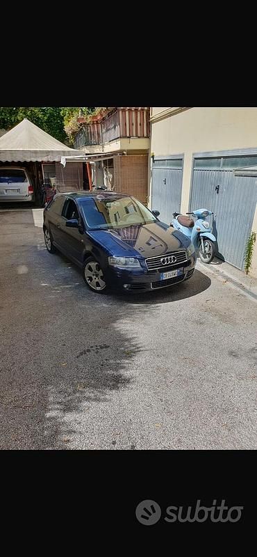 Usata Audi A3 190 CV (139 kW) 2005 Blu Utilitaria