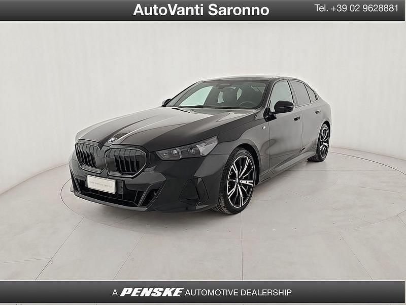 Nero Usata 2025 BMW 520 M Sport Berlina | 55.960 € (Super prezzo) - Immagine 1/3