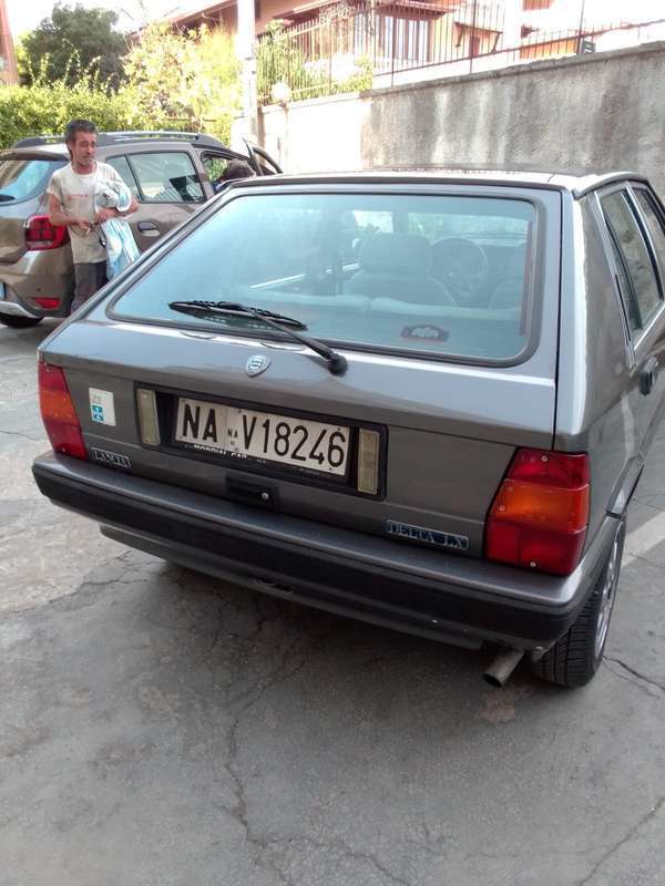 Usato 1991 Lancia Delta 1.3 Benzin 75 CV (6.500 €)