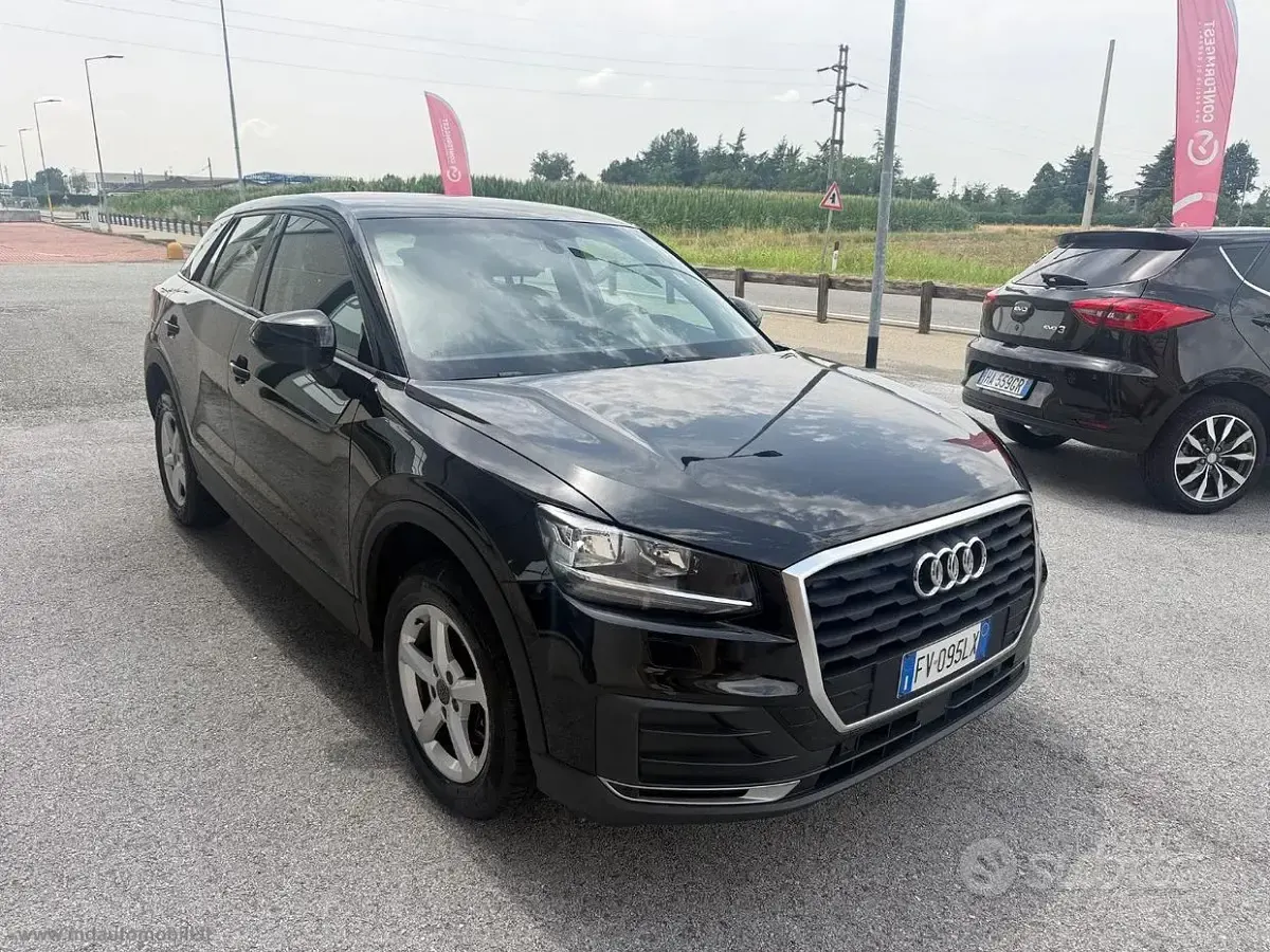 Usata Audi Q2 116 CV (85 kW) 2019 Nero SUV