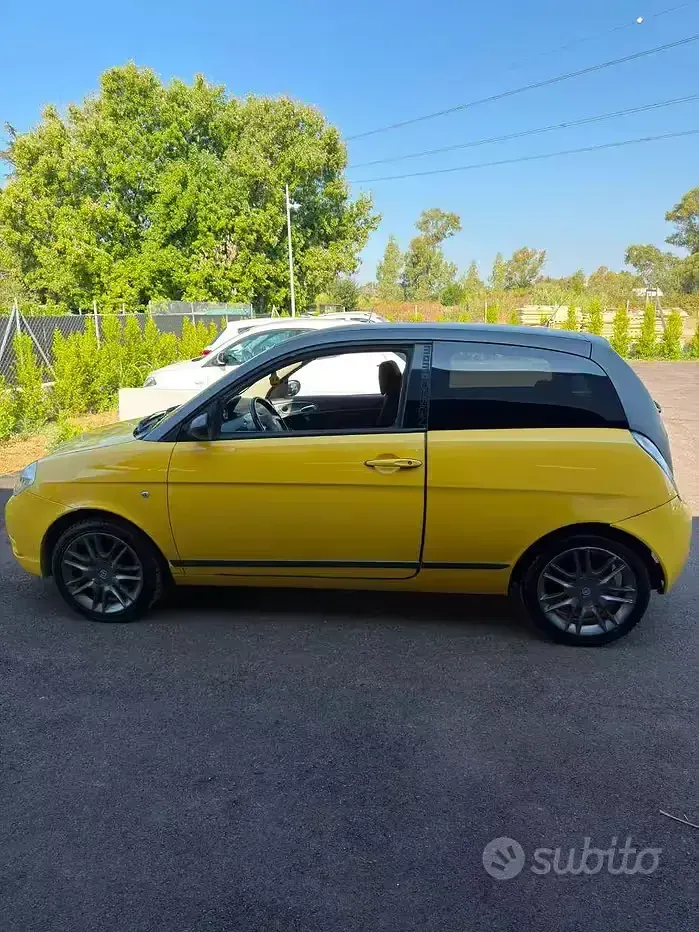 Usata Lancia Ypsilon 2007 Giallo Utilitaria