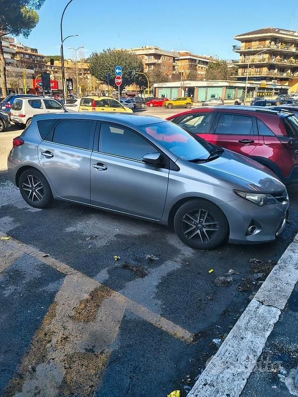 Usata Toyota Auris 90 CV (66 kW) 2014
