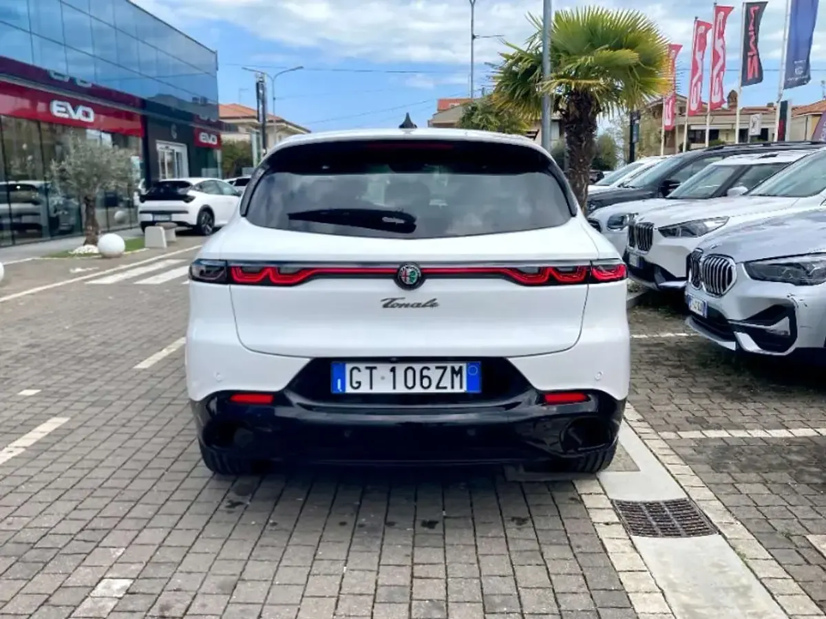 Usata Alfa Romeo Tonale Veloce 160 CV (117 kW) 2024 Bianco SUV