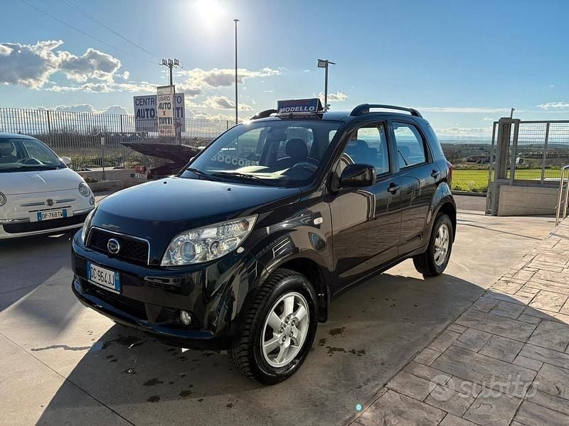 Usata Daihatsu Terios 85 CV (62 kW) 2006 Nero SUV