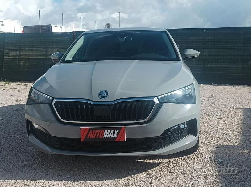 Usata Skoda Scala Style 115 CV (84 kW) 2019 Grigio Utilitaria