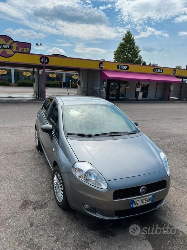 Usata Fiat Grande Punto 65 CV (47 kW) 2007 Utilitaria