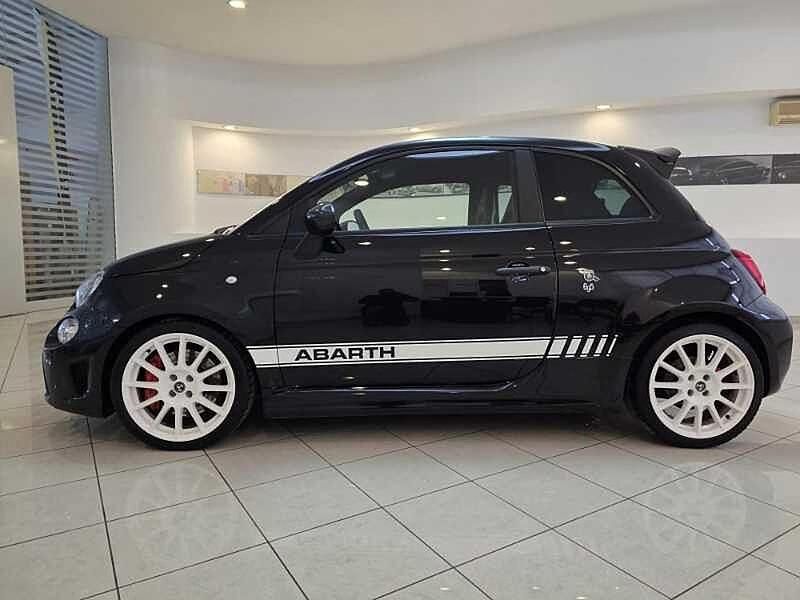 Usata Abarth 695 179 CV (131 kW) 2021 Nero Utilitaria