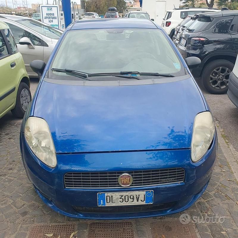 Usata Fiat Grande Punto 2007 Blu Utilitaria