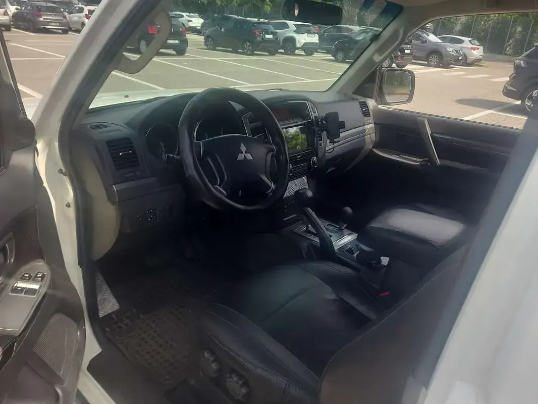Usata Mitsubishi Pajero Intense 190 CV (139 kW) 2016 SUV