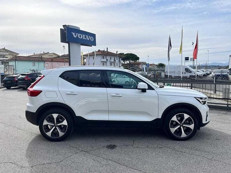 Usata Volvo XC40 Core 163 CV (119 kW) 2025 Bianco SUV