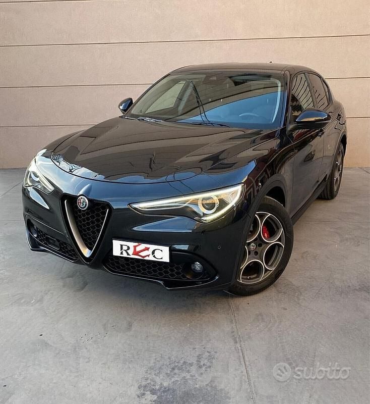 Usata Alfa Romeo Stelvio 179 CV (131 kW) 2018 Nero SUV