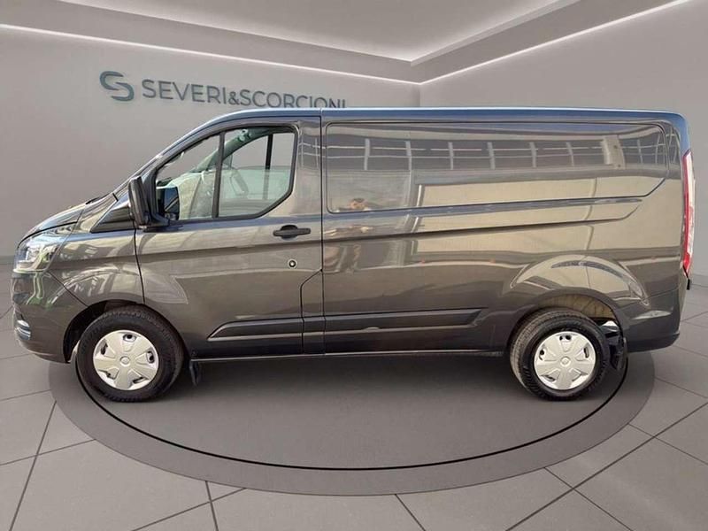 Usata Ford Transit Custom Trend 131 CV (96 kW) 2022 Grigio metallizzato Furgone