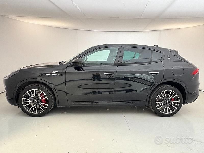 Usata Maserati Grecale GT 300 CV (220 kW) 2022 Nero maserati SUV