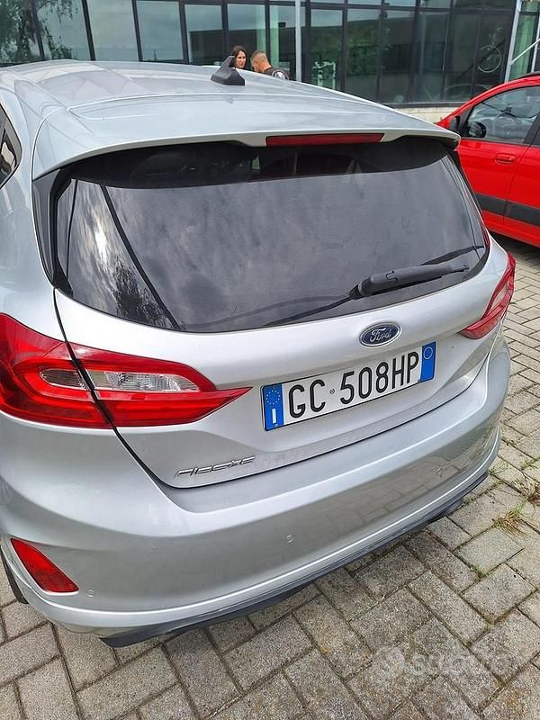 Usado Ford Fiesta ST-Line 86 HP (63 kW) 2021 Sedan