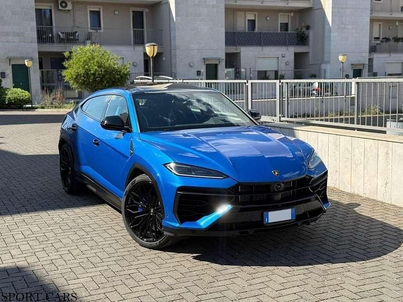 Nuova Lamborghini Urus 800 CV (588 kW) 2025 Blu/azzurro SUV