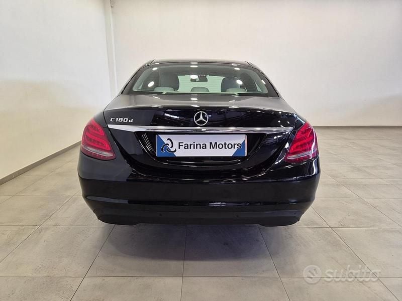 Usata Mercedes C180 Executive 116 CV (85 kW) 2018 Nero Berlina