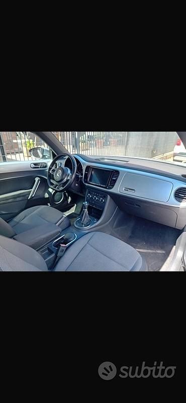 Usata VW Beetle 2012 Grigio Utilitaria