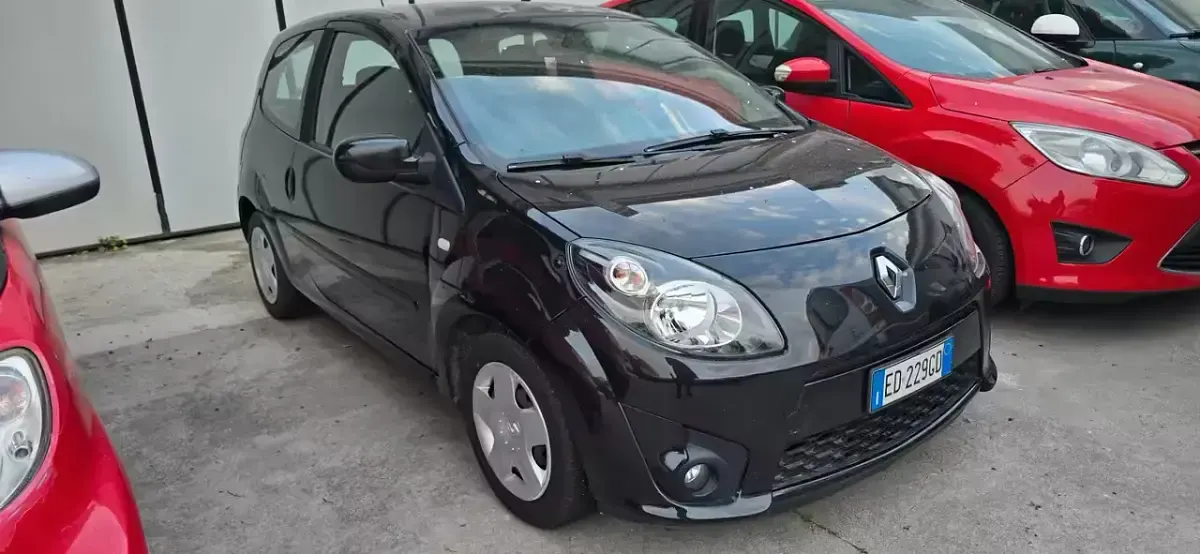 Usata Renault Twingo Dynamique 75 CV (55 kW) 2011 Nero Utilitaria