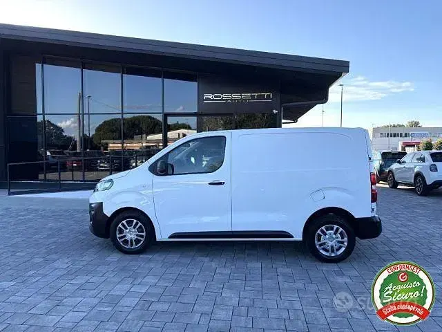 Usata Citroën Jumpy 122 CV (89 kW) 2021 Bianco Monovolume