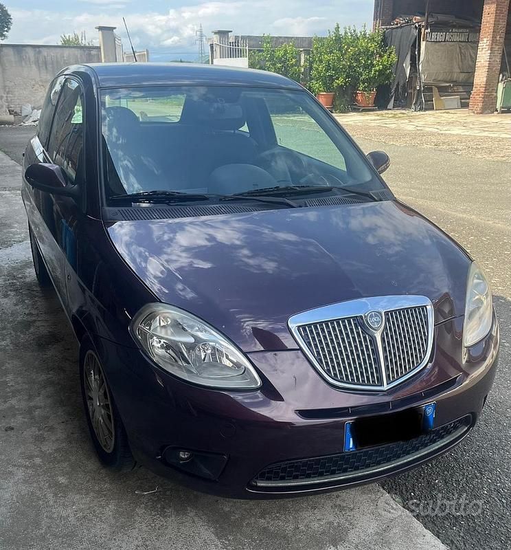 Usata Lancia Ypsilon 75 CV (55 kW) 2009 Utilitaria