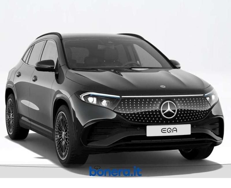 Neu Mercedes EQA300 Advanced 167 kW (228 PS) 2026 Schwarz SUV