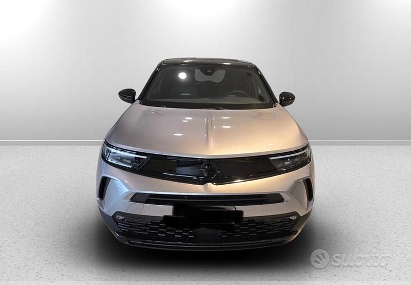 Usata Opel Mokka Elegance 131 CV (96 kW) 2023 Grigio SUV