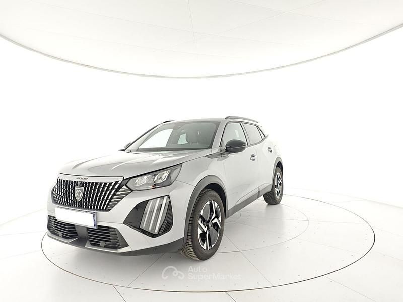 Usata Peugeot 2008 Allure 102 CV (75 kW) 2025 Argento SUV