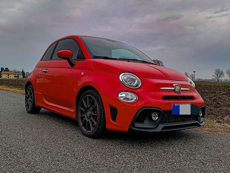 Usata Abarth 595 144 CV (105 kW) 2018 Rosso Utilitaria
